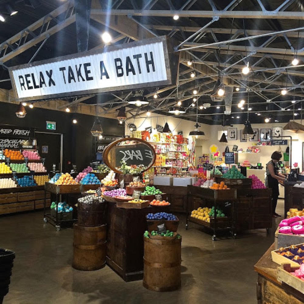 Lush - Bath products - Cosmetics & Beauty Supply Near Me - London, XGL Lush - Bath products - Cosmetics & Beauty Supply Near Me - London, XGL
