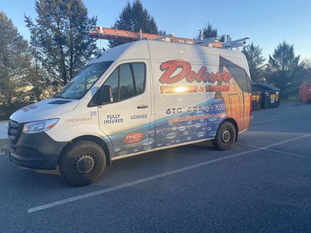 Slide of Deluxe Plumbing & Heating
