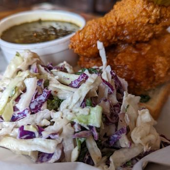 Tumble 22 Chicken Joint - 1/4 chicken dark with collard greens and kale cole slaw - Chicken Wings Near Me - Austin, Texas Tumble 22 Chicken Joint - 1/4 chicken dark with collard greens and kale cole slaw - Chicken Wings Near Me - Austin, Texas