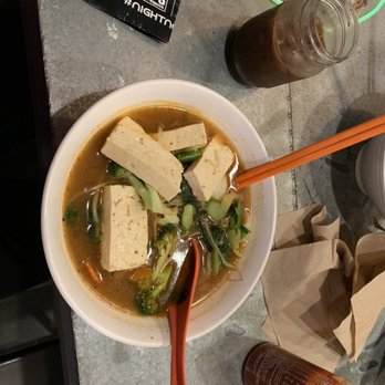 Toss Noodle Bar - White Fried Rice with Tom yum soup base and tofu - Asian Fusion Near Me - Berkeley, California Toss Noodle Bar - White Fried Rice with Tom yum soup base and tofu - Asian Fusion Near Me - Berkeley, California