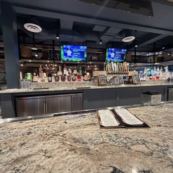 The Knott's Hotel - Hotel bar - Hotels Near Me - Buena Park, California
