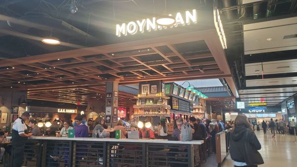 The Bar at Moynihan by null