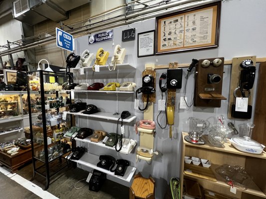 Sleepy Poet Antique Mall by null