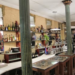 Marisqueria Cunini - This is the bar side