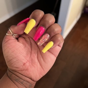 Signature Nails and Beauty - Hair Salons Near Me - Monroe, Louisiana Signature Nails and Beauty - Hair Salons Near Me - Monroe, Louisiana