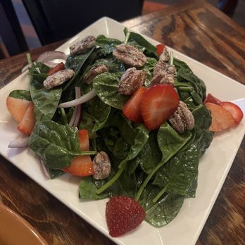 Santiago's Bodega - Spinach Salad - Tapas Bars Near Me - Orlando, Florida