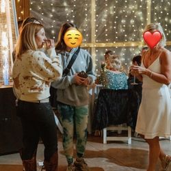 Nesselrod on the New - Brittany and 2 teens (person unseen in the middle is holding the dog) in my wedding pictures.