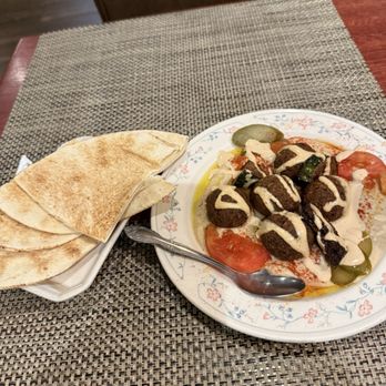Pom & Olive - Falafel & Hummus - Mediterranean Near Me - Costa Mesa, California