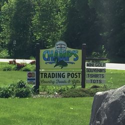 Champs Trading Post - Hier geht's rein