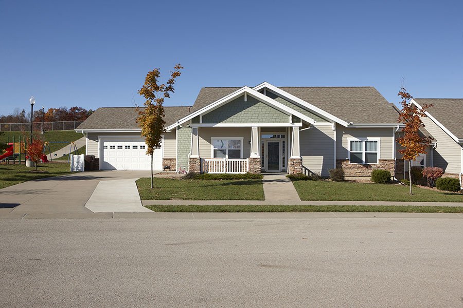 WHITEMAN FAMILY HOMES 15 Photos 301 Summit Dr, Whiteman Air Force