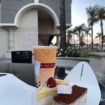 85°C Bakery Cafe-Tustin - Coffee & Tea Near Me - Tustin, California 85°C Bakery Cafe-Tustin - Coffee & Tea Near Me - Tustin, California