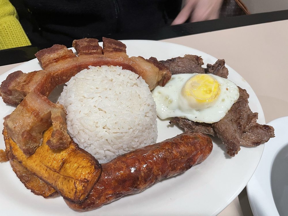 Las Delicias De Mi Tierra