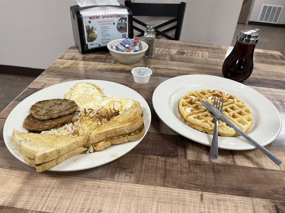 NANA LIL’S CAFE Updated September 2024 14 Reviews 51 Railroad St