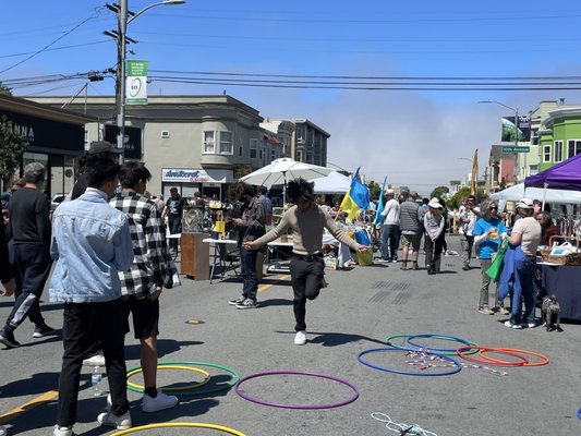 Inner Sunset Flea Market~2nd Sundays April to November 2024 by null