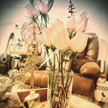 Magical Blooms - Blush roses - Florists Near Me - Redondo Beach, California Magical Blooms - Blush roses - Florists Near Me - Redondo Beach, California