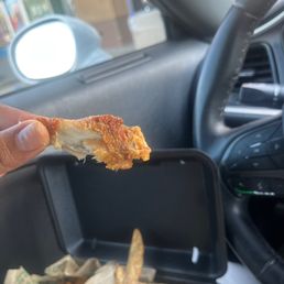 Small ass wing lol but it's cooked perfect so it's cool Small ass wing lol but it's cooked perfect so it's cool