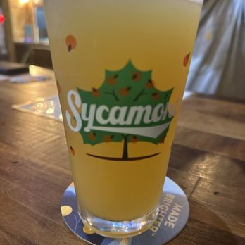 Queen City Bites & Crafts - Hazy ipa - Sports Bars Near Me - Charlotte, North Carolina