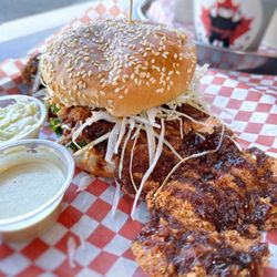 Fat Ninja Bite - Fat Ninja Bite - chicken katsu burger
