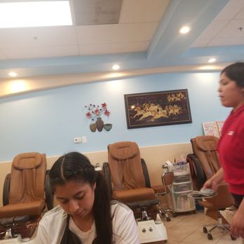 Trendy Nails Spa - Neida, she really took good care of my pedicure for me ! Really massaged throughly. I will definitely be returning - Nail Salons Near Me - Fresno, California Trendy Nails Spa - Neida, she really took good care of my pedicure for me ! Really massaged throughly. I will definitely be returning - Nail Salons Near Me - Fresno, California