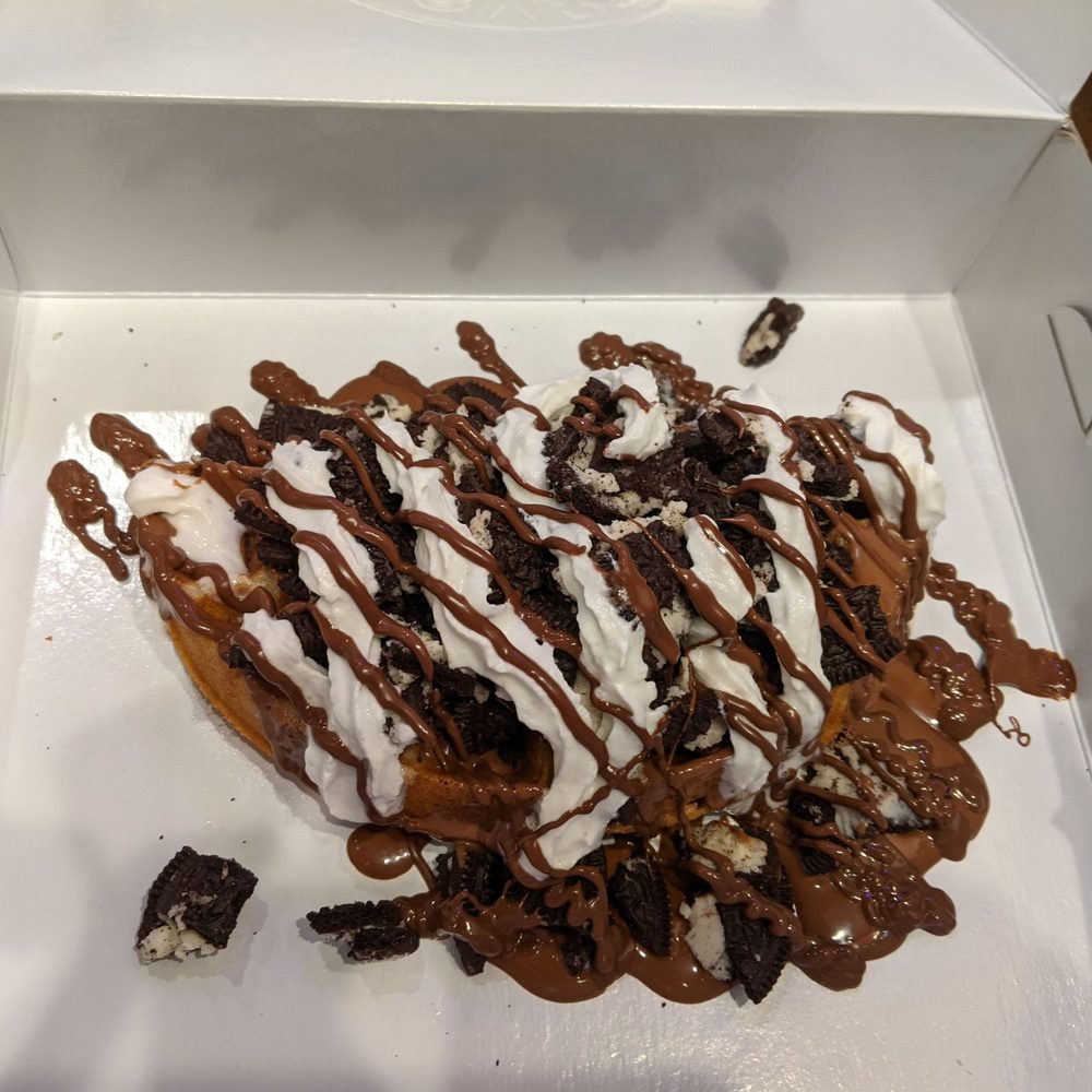 Leyra Chocolate - Oreo waffle with whipped cream ( ice cream is on the side ) - Desserts Near Me - Cliffside Park , New Jersey Leyra Chocolate - Oreo waffle with whipped cream ( ice cream is on the side ) - Desserts Near Me - Cliffside Park , New Jersey