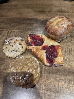 Poppy Seed Bakery + Cafe