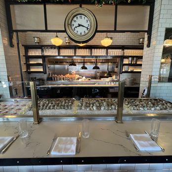 Walloon's Restaurant - Seafood Near Me - Fort Worth, Texas