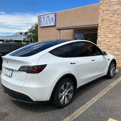 Lomas Glass and Tint