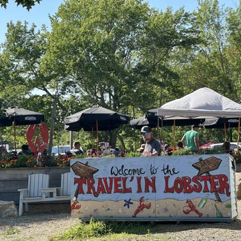 Travelin Lobster - Front sign - Seafood Near Me - Bar Harbor, Maine