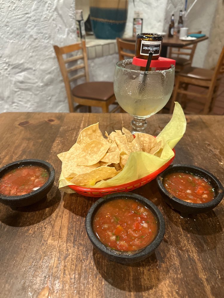 Acapulco Restaurant & Cantina