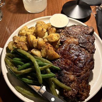Union Hill Kitchen & Craft Bar - Prime Rib (Special) - New American Near Me - Baltimore, Maryland Union Hill Kitchen & Craft Bar - Prime Rib (Special) - New American Near Me - Baltimore, Maryland