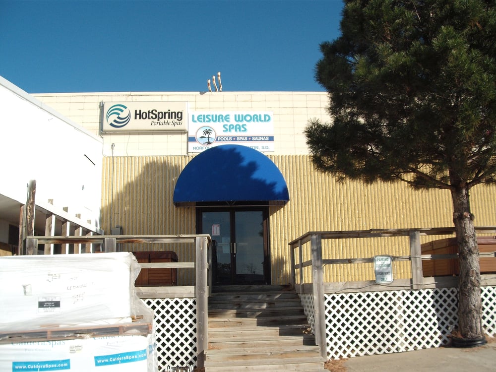 LEISURE WORLD 1900 Broadway Ave, Yankton, South Dakota Hot Tub