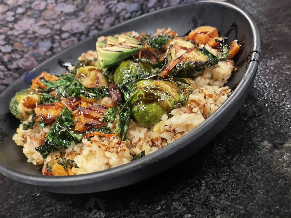 BOBCAT BONNIE’S 92 Photos & 60 Reviews 1968 Breton Rd SE, Grand