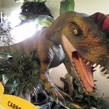Cabazon Dinosaurs - Robotic dinosaur inside the gift shop - Museums Near Me - Cabazon, California Cabazon Dinosaurs - Robotic dinosaur inside the gift shop - Museums Near Me - Cabazon, California