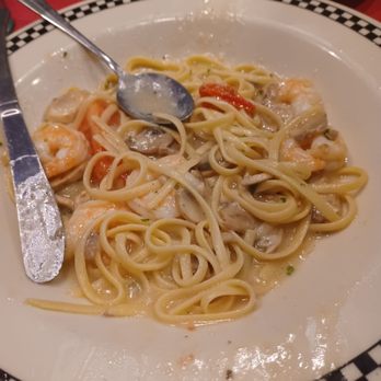 Mama's Italian Restaurant - Amazing Shrimp scampi !!! The toasted Ravioli was extremely light and delish. The cannoli.....Unbelievable. My new go to! - Italian Near Me - Dracut, Massachusetts Mama's Italian Restaurant - Amazing Shrimp scampi !!! The toasted Ravioli was extremely light and delish. The cannoli.....Unbelievable. My new go to! - Italian Near Me - Dracut, Massachusetts