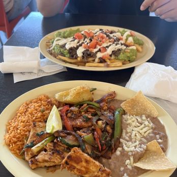 La Enchilada Mexican Food - Chicken fajita plate and carne asada fries - Mexican Near Me - Montebello, California La Enchilada Mexican Food - Chicken fajita plate and carne asada fries - Mexican Near Me - Montebello, California