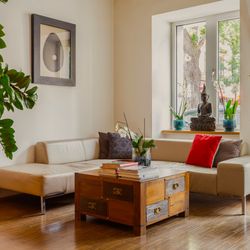 Thai Therapy - Traditional Thai Massage Wien - Treatment available for ladies and gentlemen by fully qualified practitioners from Wat Po Medical School in Bangkok.