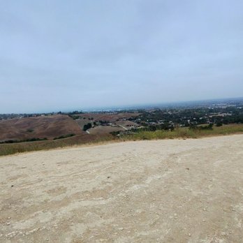 Eucalyptus Trail Loop - Hiking Near Me - Chino Hills, California