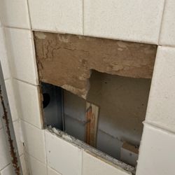 Lucy's Handyman and Repairs - Titles are broken and missing