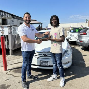 Broadway Auto Group - Congratulations - Used Car Dealers Near Me - Chula Vista, California Broadway Auto Group - Congratulations - Used Car Dealers Near Me - Chula Vista, California