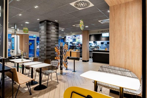Mcdonald S Takeout Delivery 16 Reviews Burgers Friedrichstr 36 Westerland Sylt Schleswig Holstein Germany Restaurant Reviews Phone Number Yelp