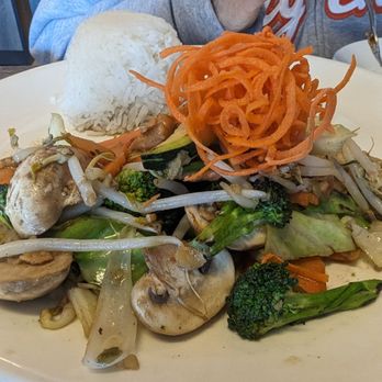 Farmhouse Thai Eatery - Mixed vegetables - mild, crisp, delicious and healthy - Thai Near Me - Lakewood, Colorado Farmhouse Thai Eatery - Mixed vegetables - mild, crisp, delicious and healthy - Thai Near Me - Lakewood, Colorado