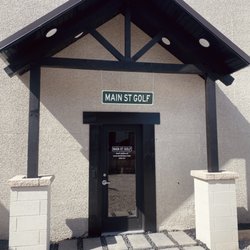 Main St Golf - Front Entrance & Parking