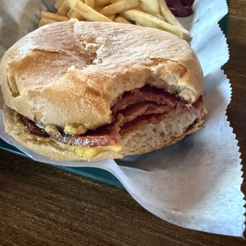 Da's Pub - Pork roll and cheese - Pubs Near Me - Blakeslee, Pennsylvania
