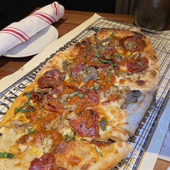 Von's 1000Spirits - Classic Pepperoni - New American Near Me - Seattle, Washington