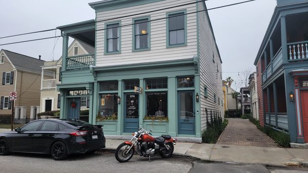 Island Provisions - Downtown Charleston by null