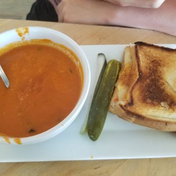 Halcyon - Grilled cheese and tomato soup - Breakfast & Brunch Near Me - Dallas, Texas Halcyon - Grilled cheese and tomato soup - Breakfast & Brunch Near Me - Dallas, Texas