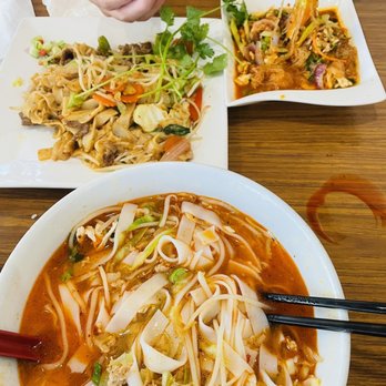 Champa Garden - Kasoy, pad kee mow, yum woo sen. - Thai Near Me - Redding, California