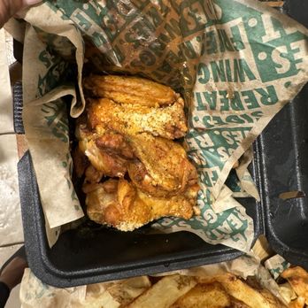 Wingstop - Chicken Wings Near Me - Kemah, Texas