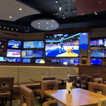 Bobby V's Restaurant & Sports Bar - Burgers Near Me - Windsor Locks, Connecticut