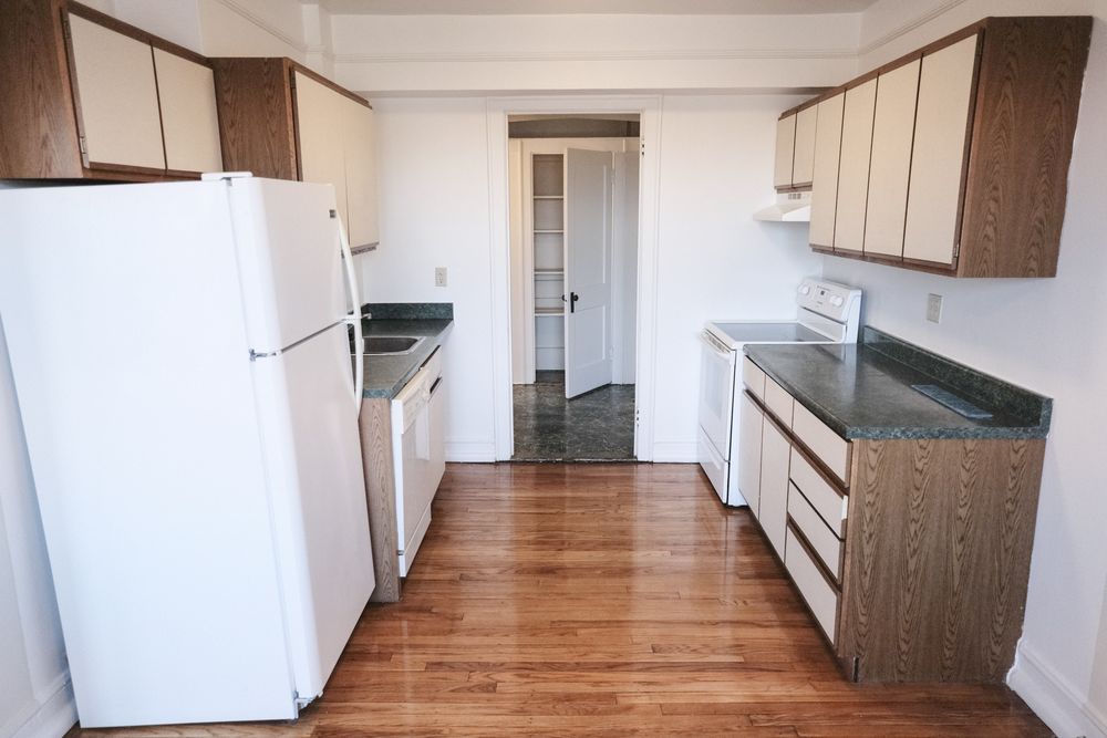 PARKSTONE APARTMENTS Updated May 2024 11 Photos 1415 Parker St